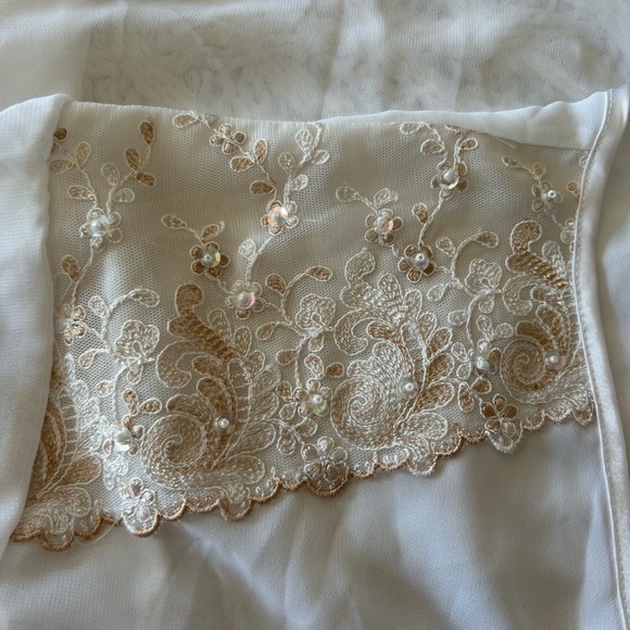 Seductive Wear Slip & Robe - Picture 12 of 16